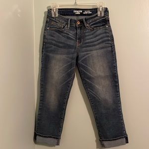 Denizen Modern Skinny Crop